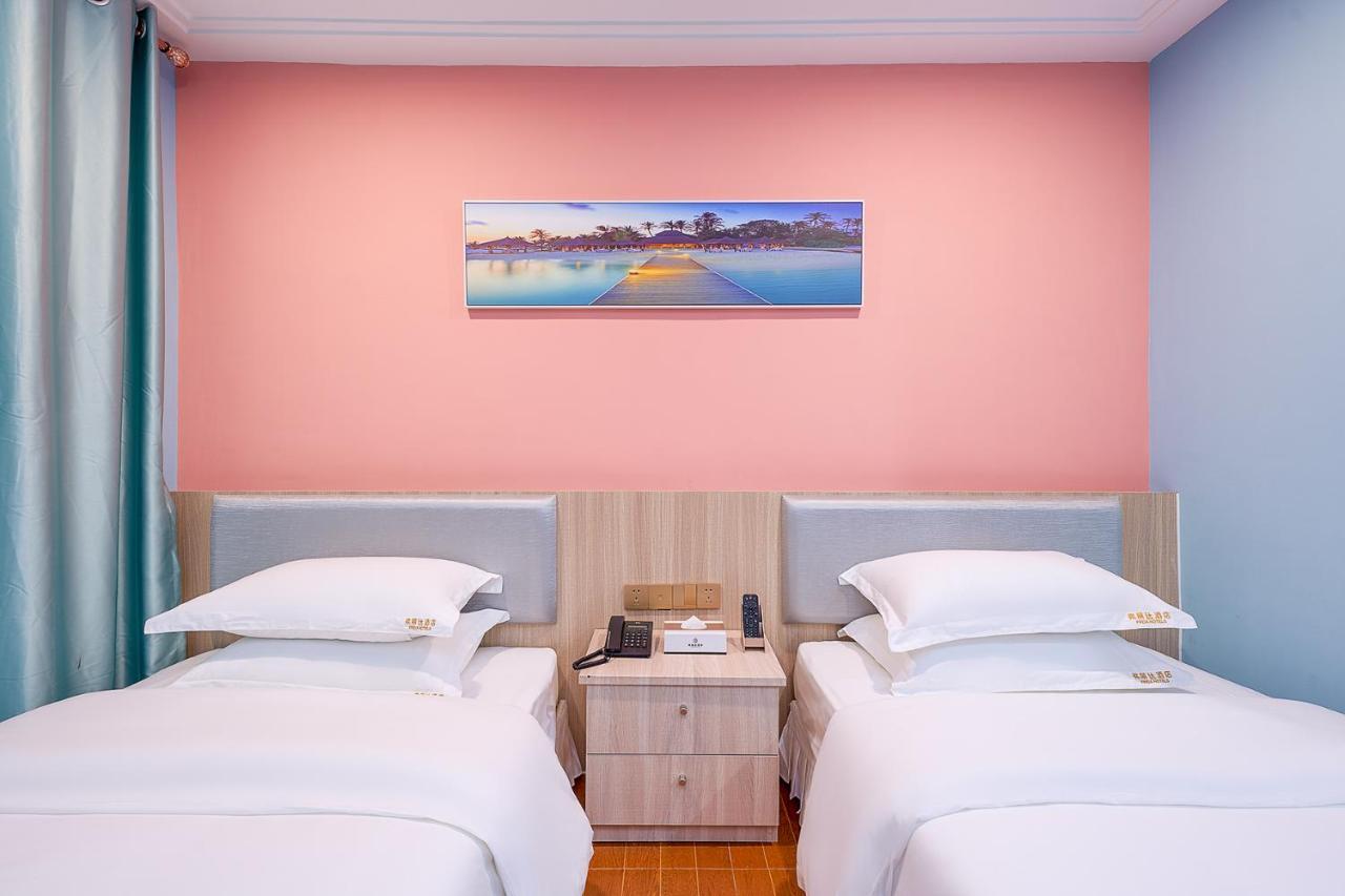 Frida Hotels Guangzhou Baiyun International Airport Екстер'єр фото