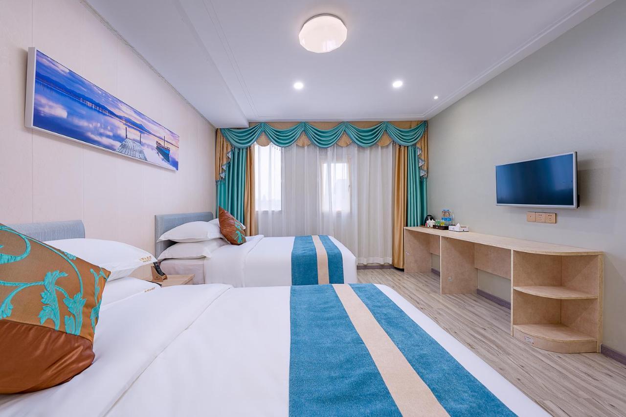Frida Hotels Guangzhou Baiyun International Airport Екстер'єр фото