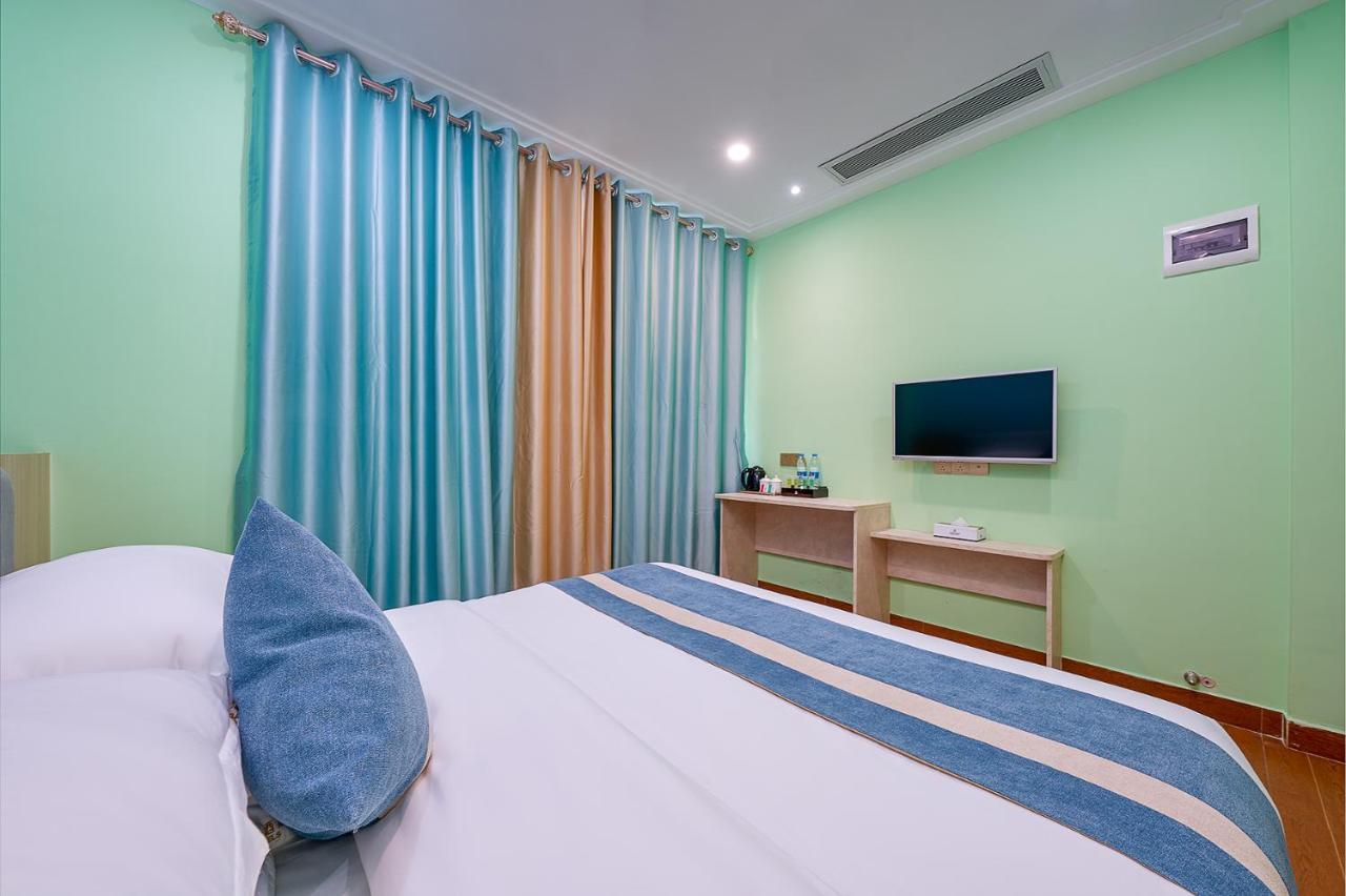 Frida Hotels Guangzhou Baiyun International Airport Екстер'єр фото