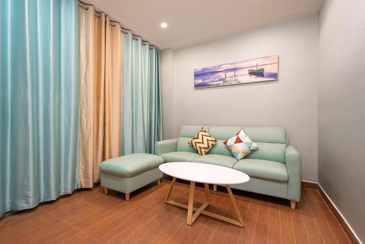 Frida Hotels Guangzhou Baiyun International Airport Екстер'єр фото